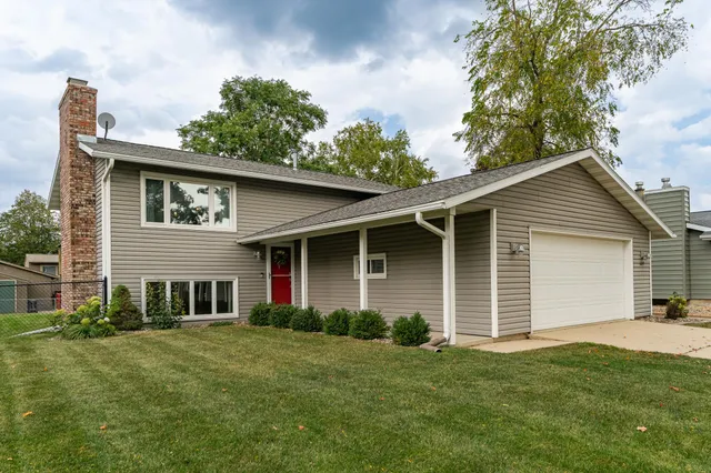 $330,000 | 609 17th Street Southeast, Rochester, MN 55904