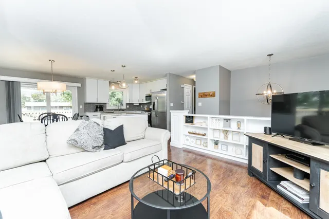 $330,000 | 609 17th Street Southeast, Rochester, MN 55904