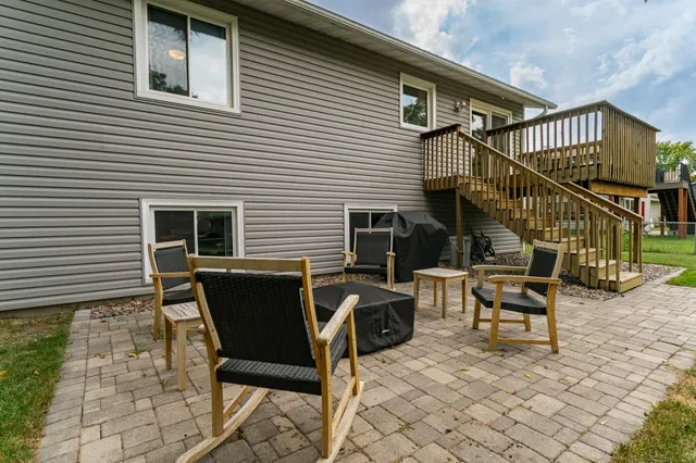 $330,000 | 609 17th Street Southeast, Rochester, MN 55904