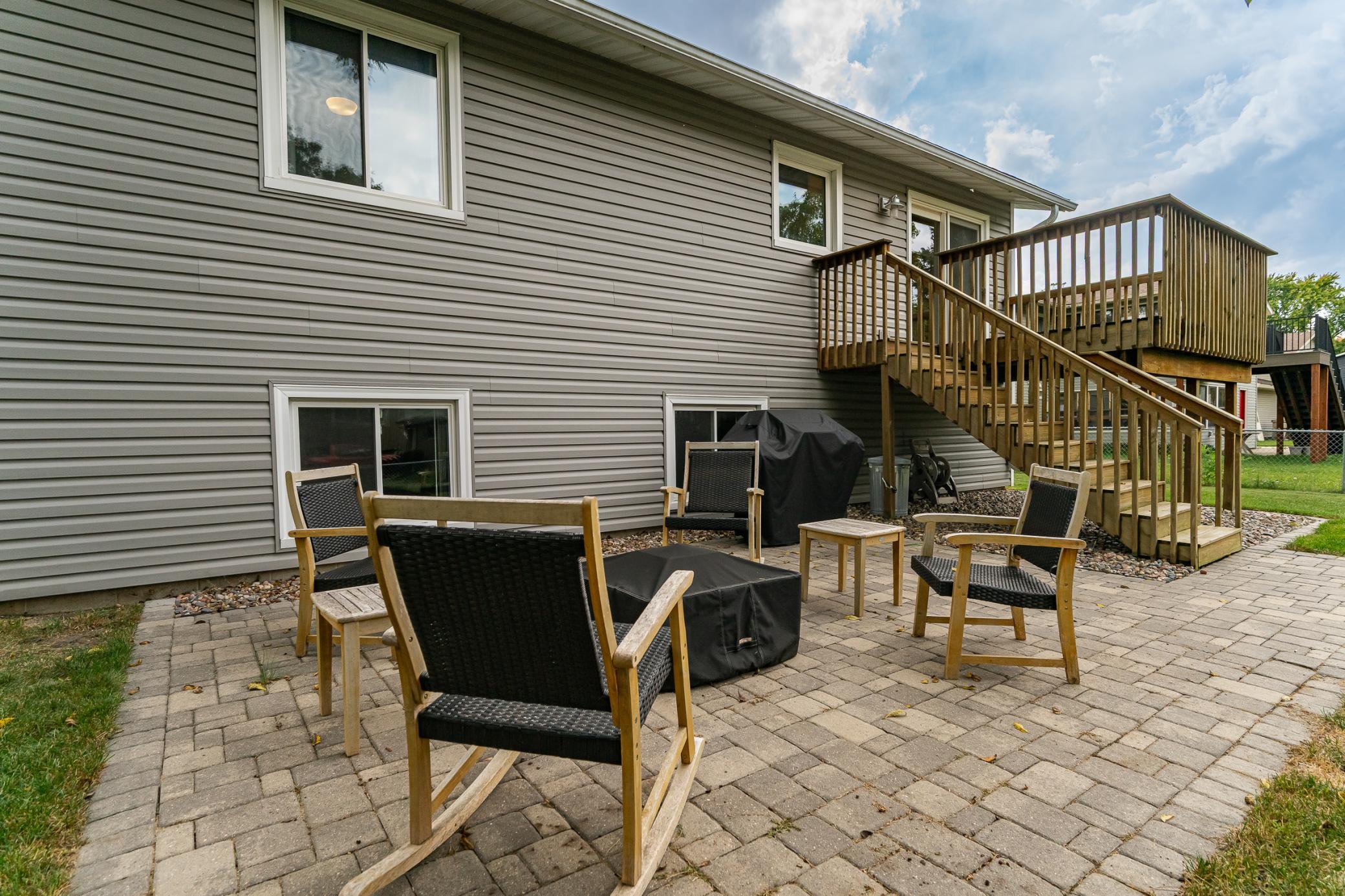 609 17th Street Southeast Rochester, MN 55904 - Photo 7 of 36