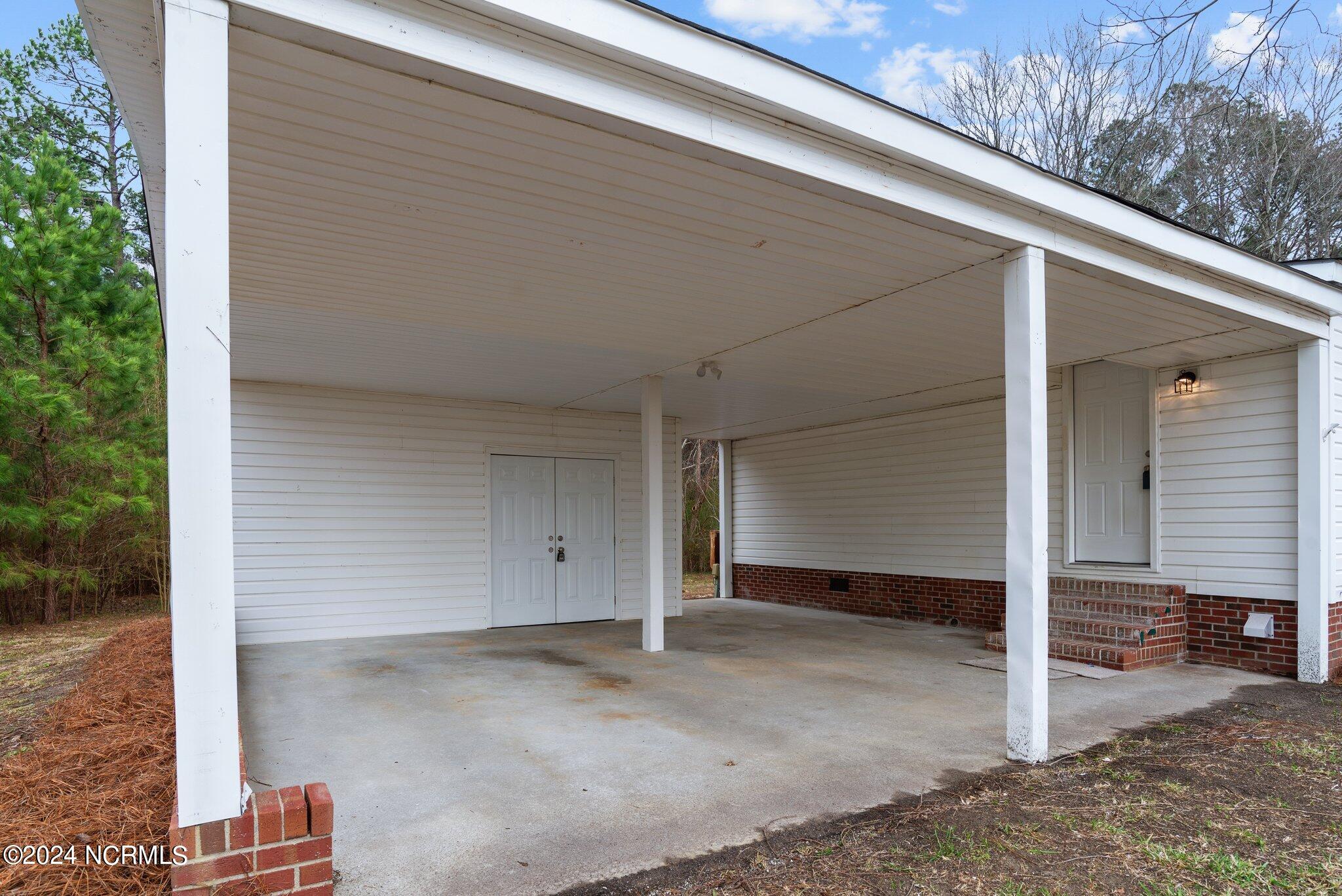 154 Hugo Road Kinston, NC 28501 - Photo 37 of 46 15-web-or-mls-DSC_7059