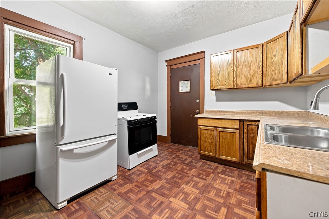 38 Fair Place Rochester, NY 14609 - Photo 13 of 36 Gallery Image 13