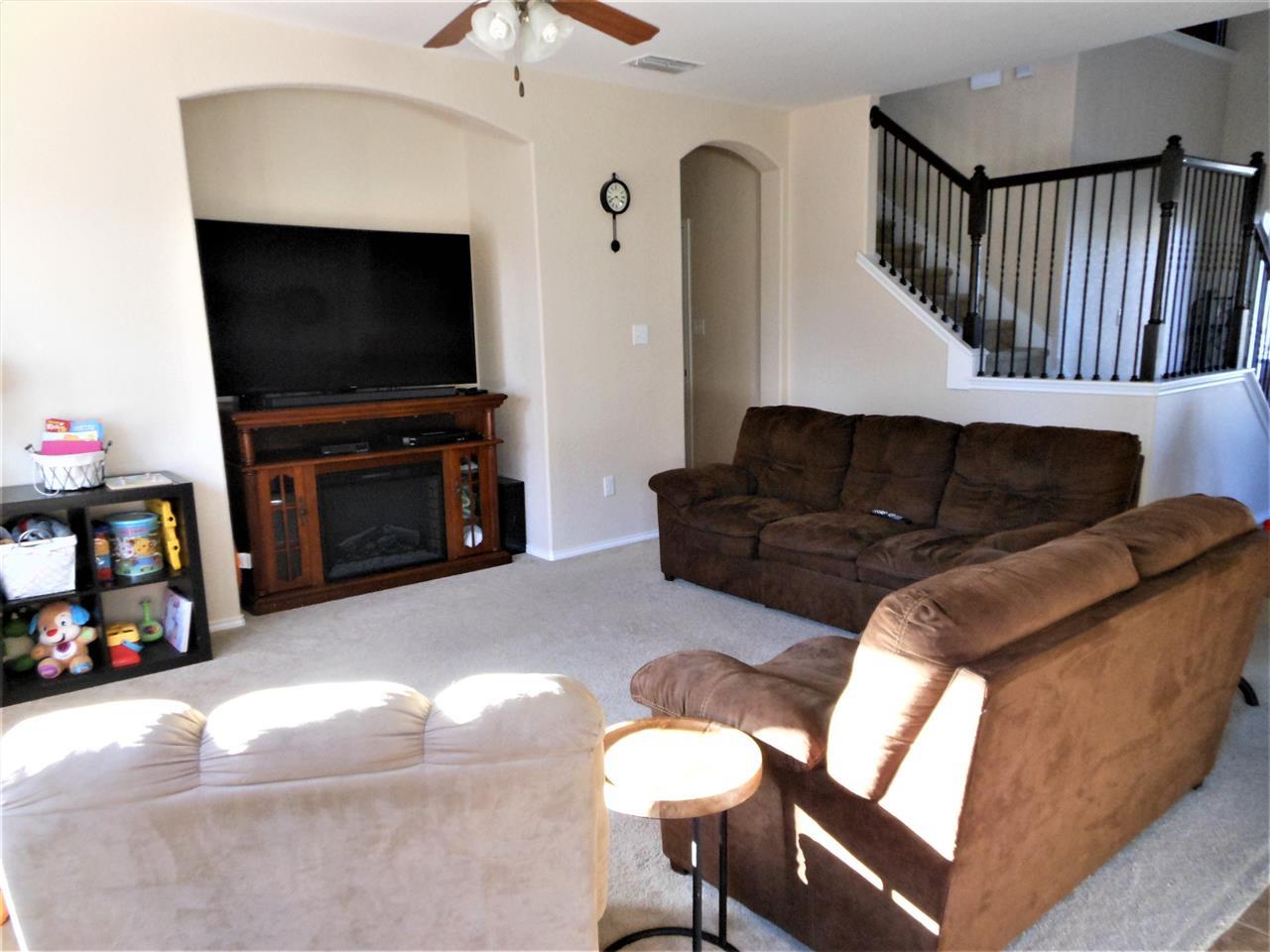 210 Sabal Loop Laredo, TX 78045 - Photo 8 of 20 Gallery Image 8