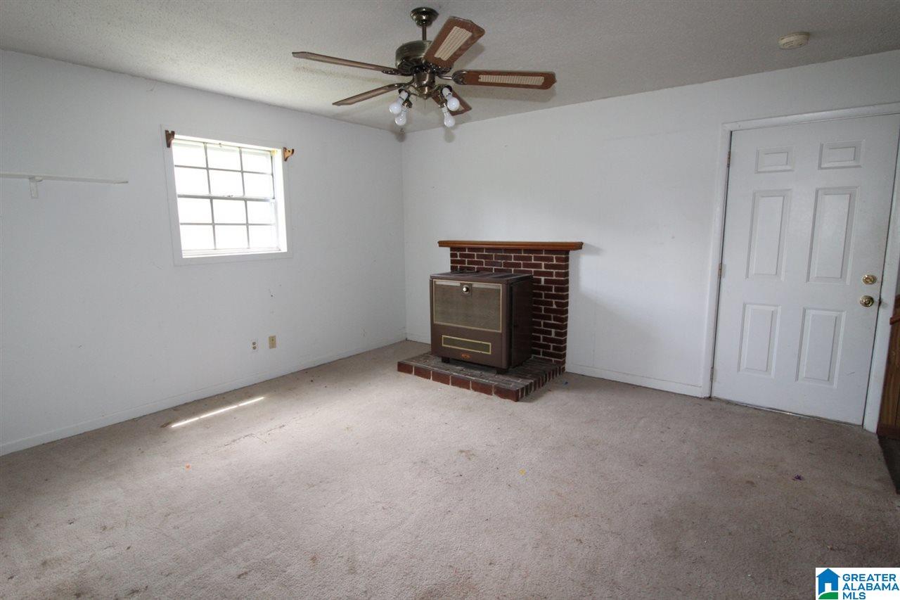405 Whispering Pines Road Rainbow City, AL 35906 - Photo 8 of 19