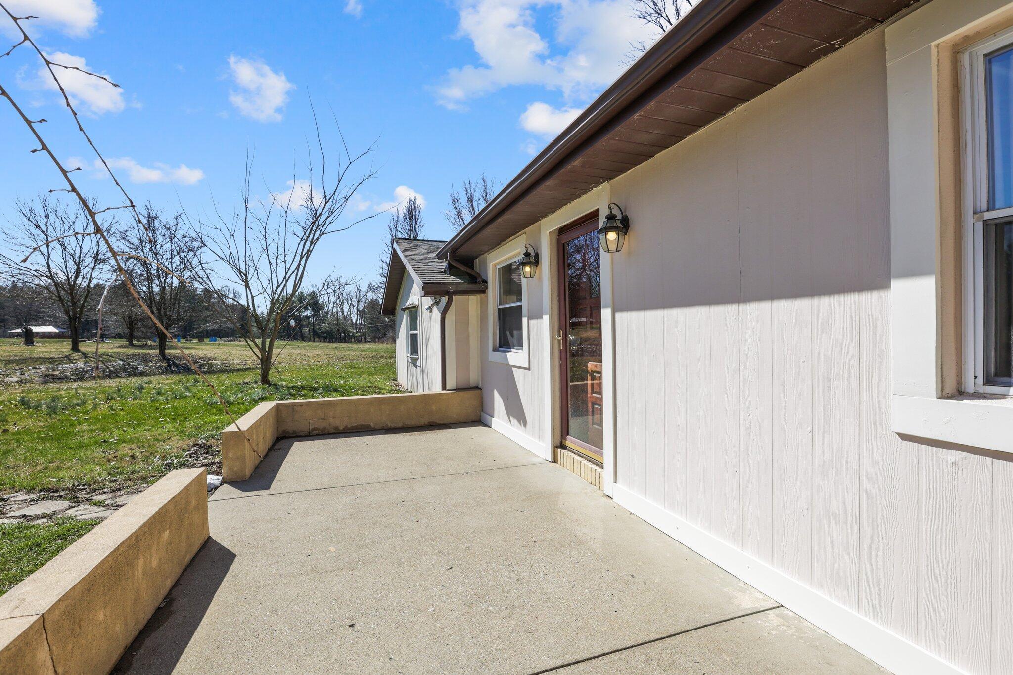 12455 Saylor Road Northwest Baltimore, OH 43105 - Photo 4 of 66 4-web-or-mls-0V3A1192