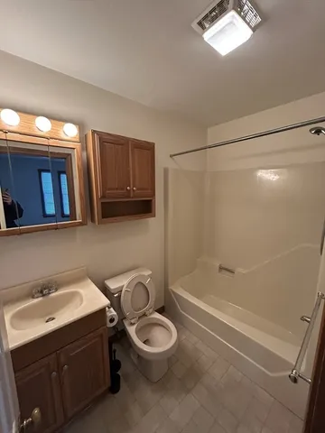 $2,200 | 227 Wood Street, Unit B, Hopkinton, MA 01748