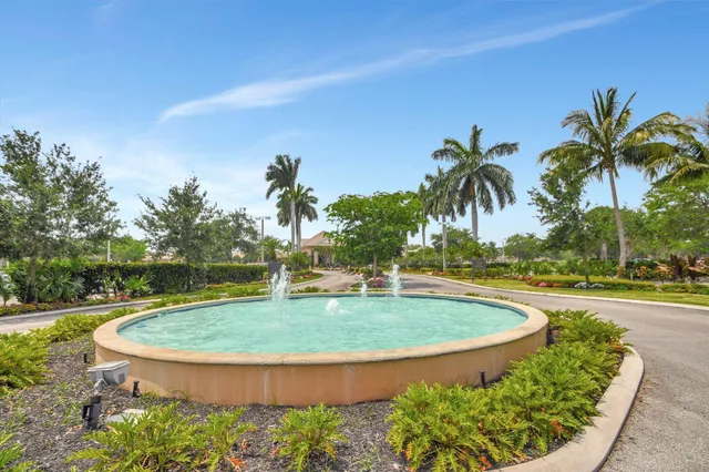 $235,000 | 4381 Trevi Court, Unit 303, Lake Worth, FL 33467