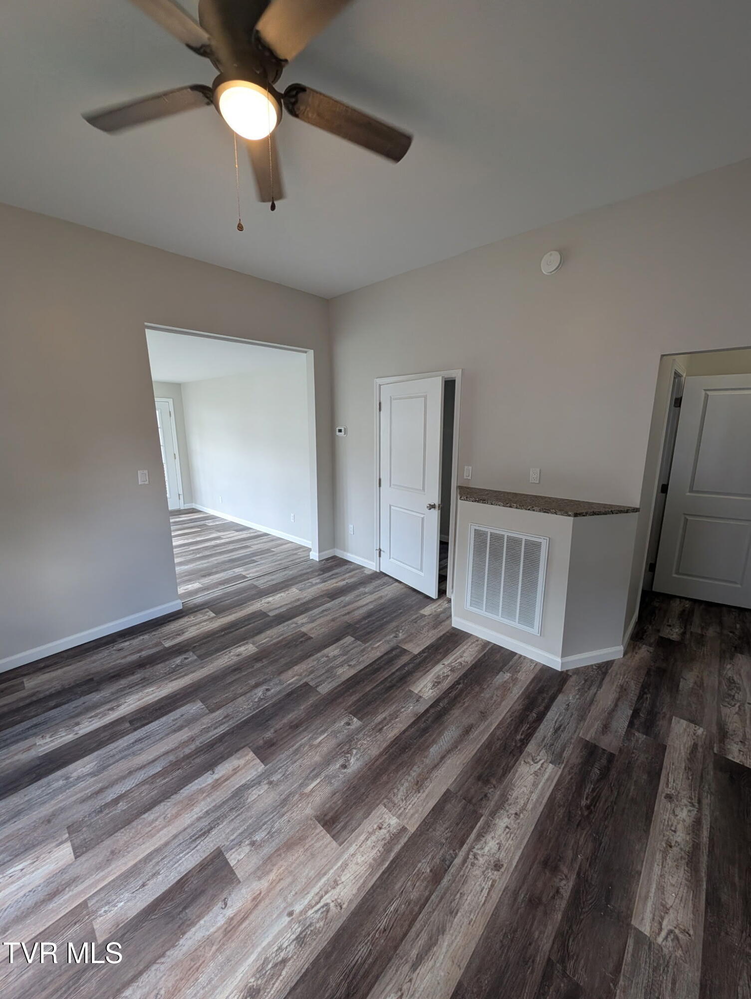 610 West Main Street Greeneville, TN 37743 - Photo 11 of 26 IMG_20260701_134400