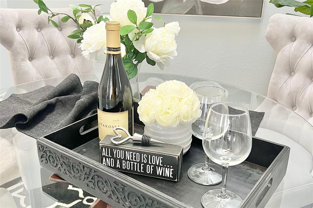 116 Main Place Euless, TX 76040 - Photo 9 of 31