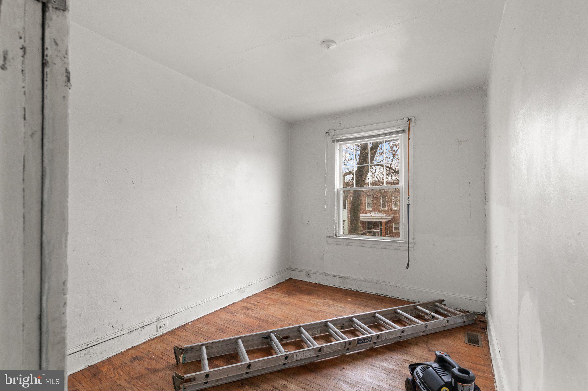 3907 Bonner Road Baltimore, MD 21216 - Photo 17 of 24