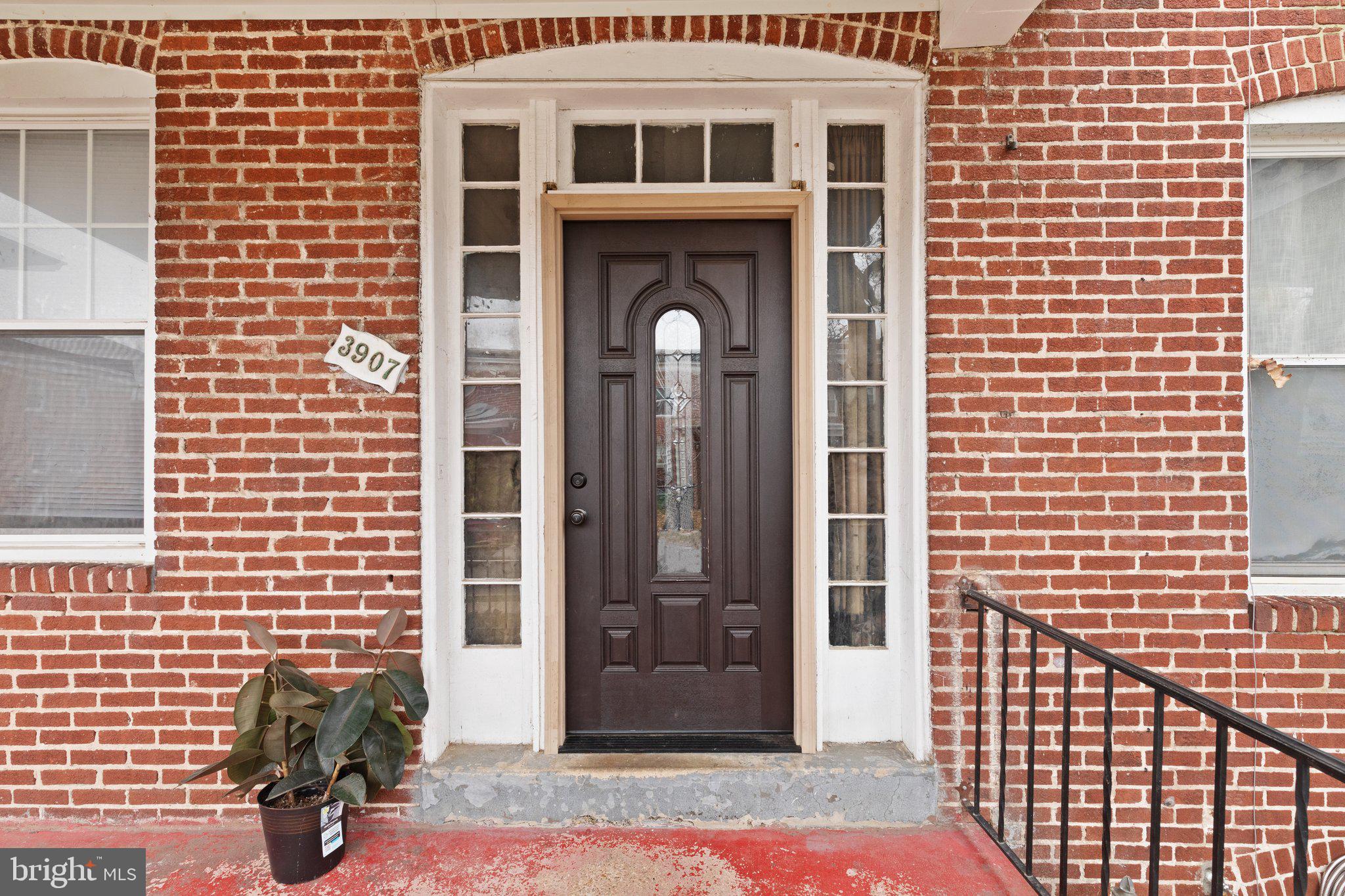 3907 Bonner Road Baltimore, MD 21216 - Photo 2 of 24