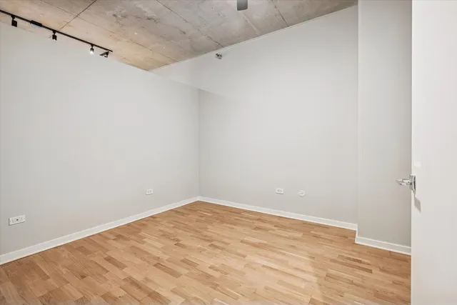 an empty room with an empty space