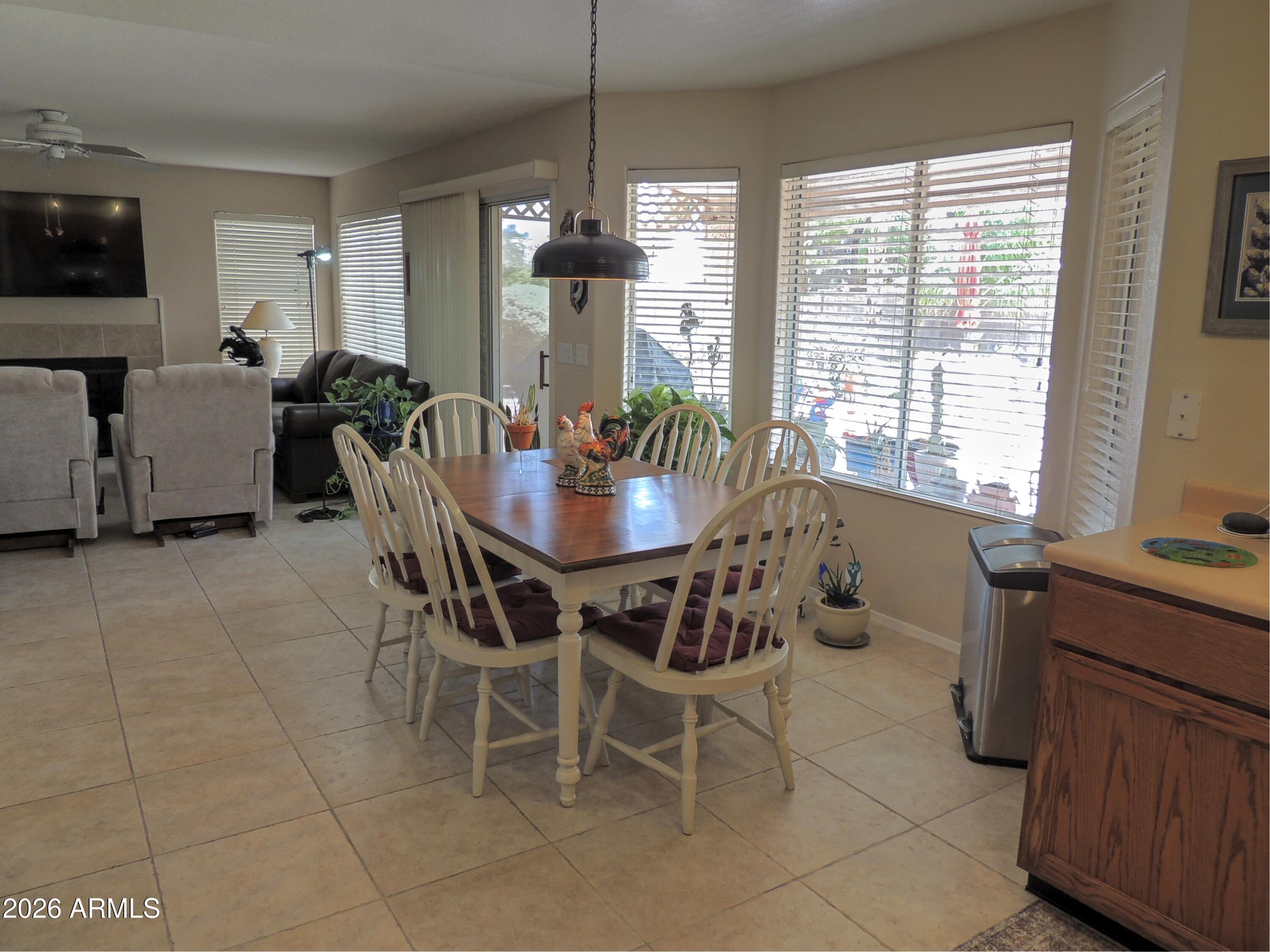 4309 East Rockledge Road Phoenix, AZ 85044 - Photo 4 of 28 3