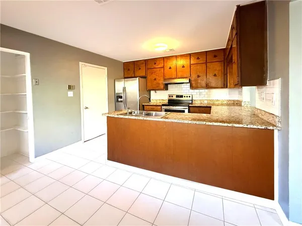 $1,900 | 3166 Big Springs Court, Decatur, GA 30034
