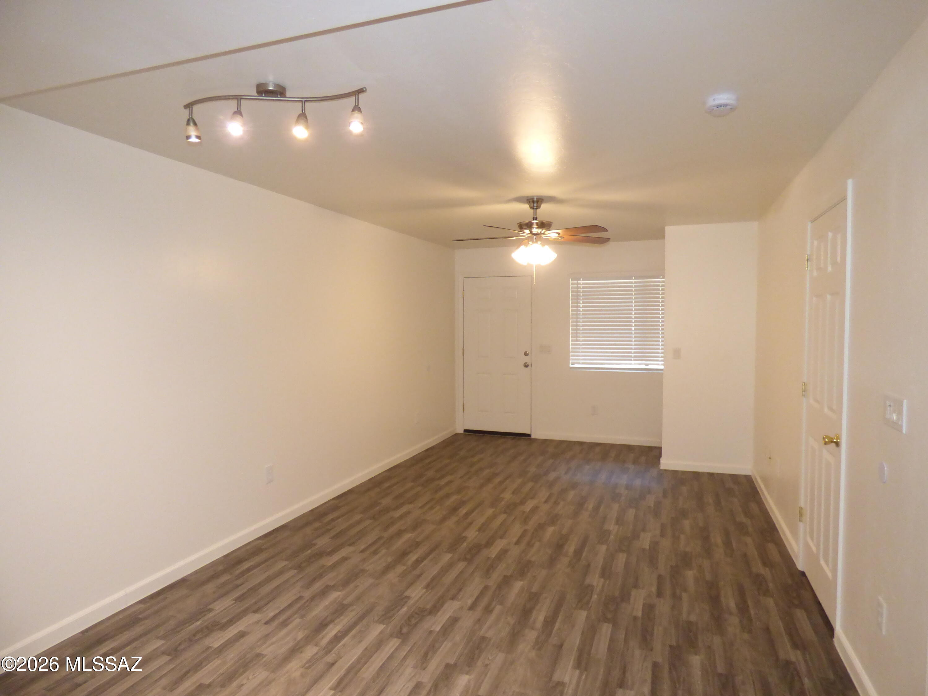 1077 North Riverside Drive, Unit 1 Tucson, AZ 85745 - Photo 9 of 18 P1090413
