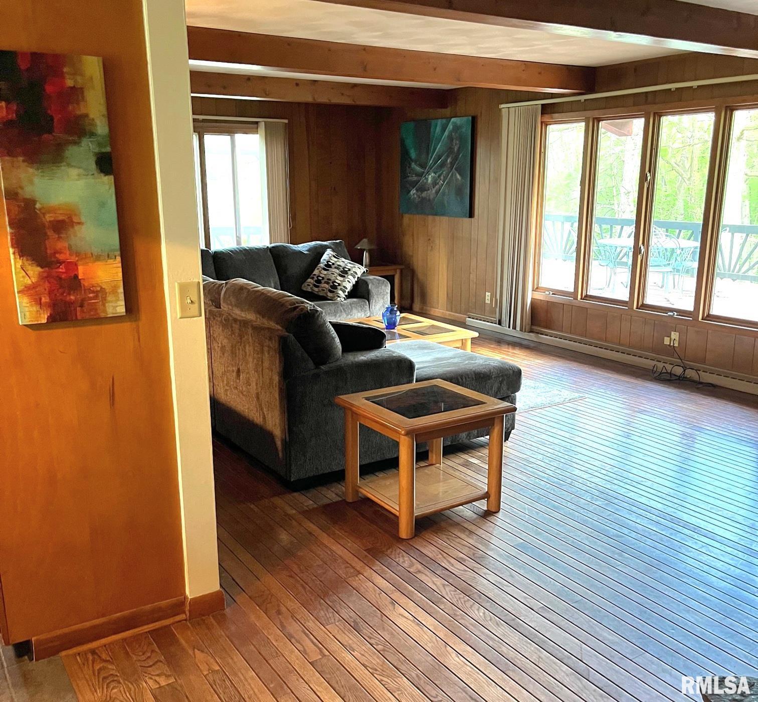 20832 White Oaks Road Morrison, IL 61270 - Photo 14 of 39 Gallery Image 14
