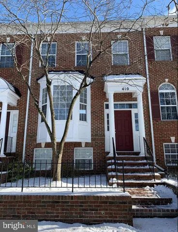 $3,350 | 410 Redland Boulevard, Rockville, MD 20850