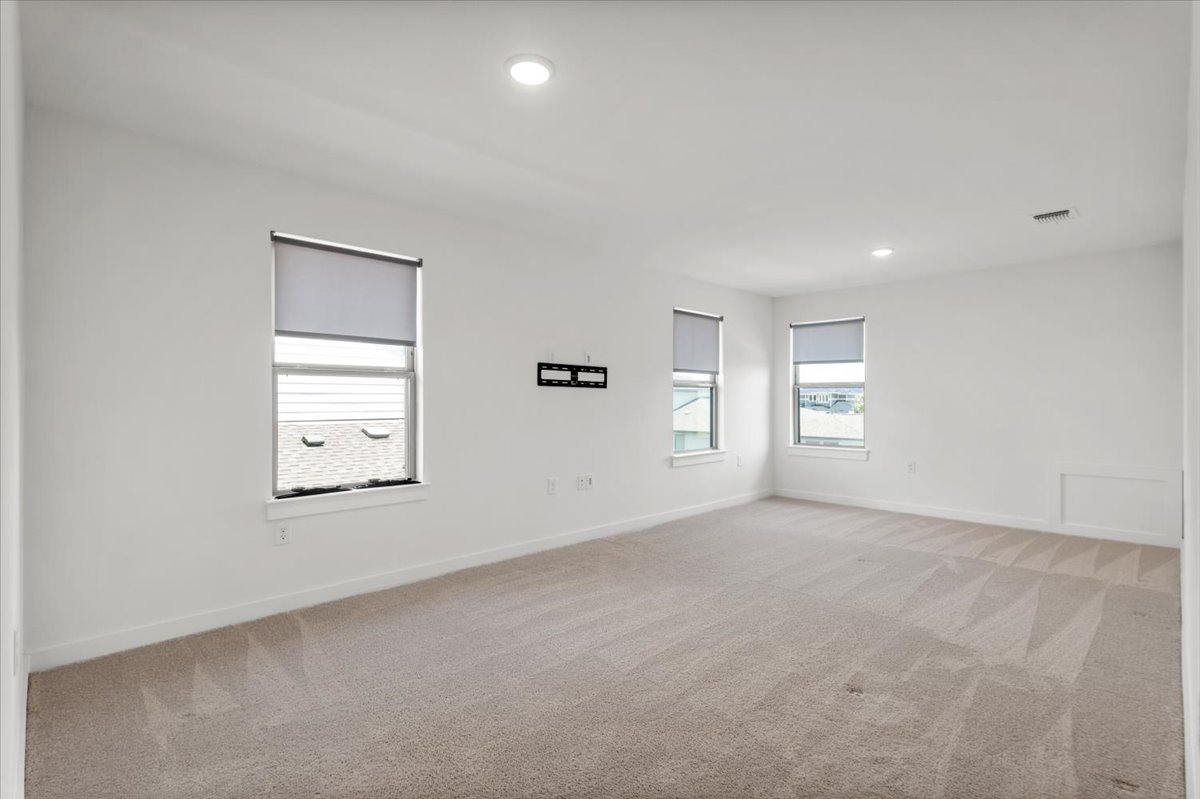 8320 Hubble Walk Austin, TX 78744 - Photo 34 of 39