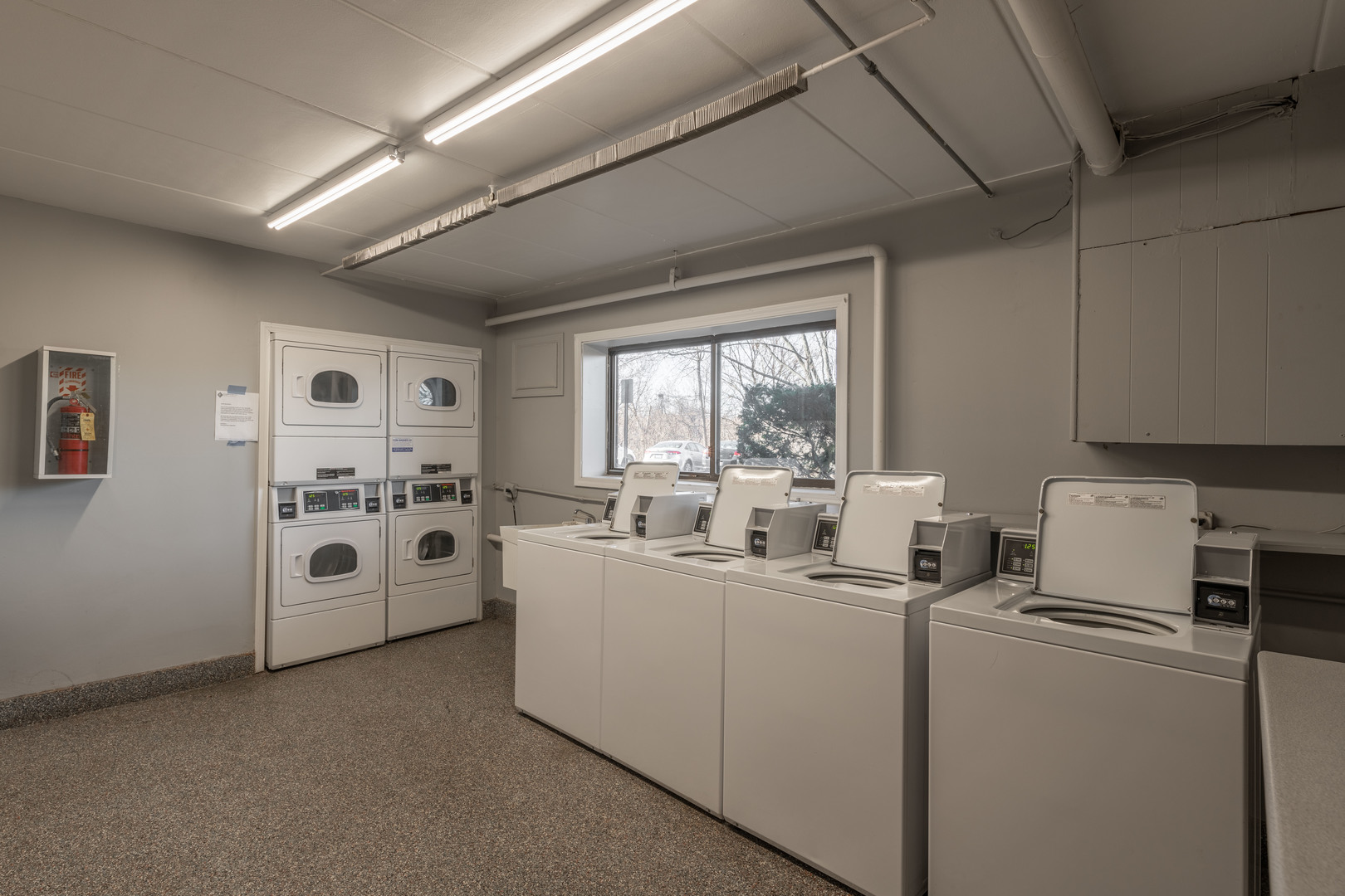118 East Bailey Road, Unit A Naperville, IL 60565 - Photo 15 of 15 a view of washer and dryer with bathtub in a room
