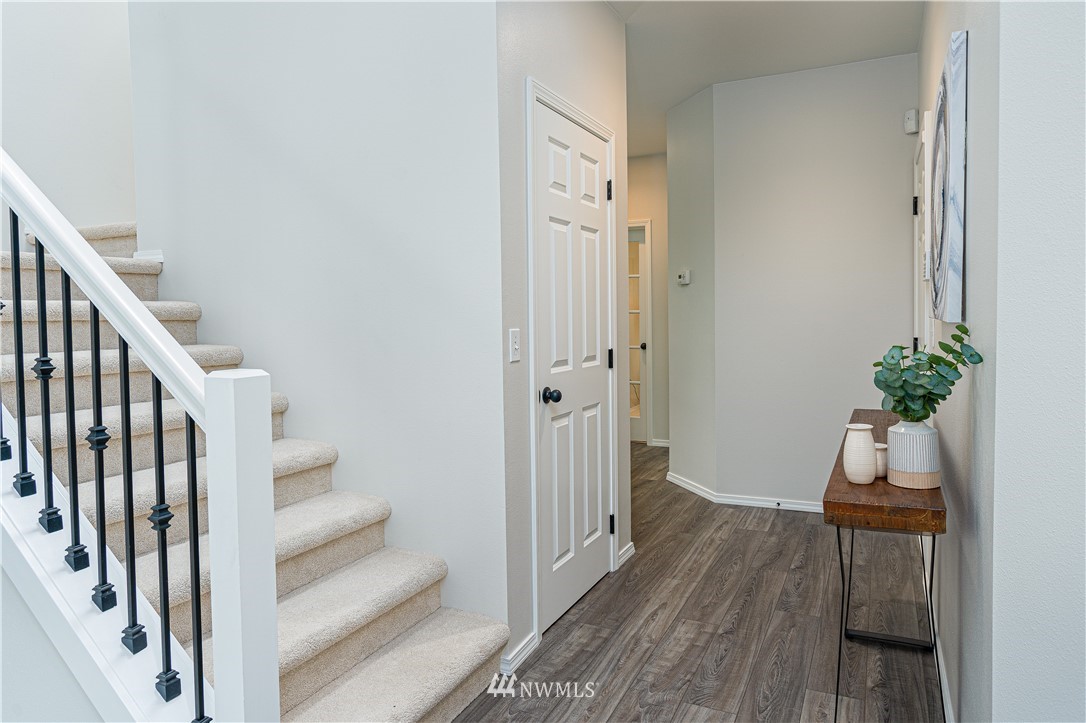 123 211th Place Southwest Bothell, WA 98021 - Photo 4 of 25