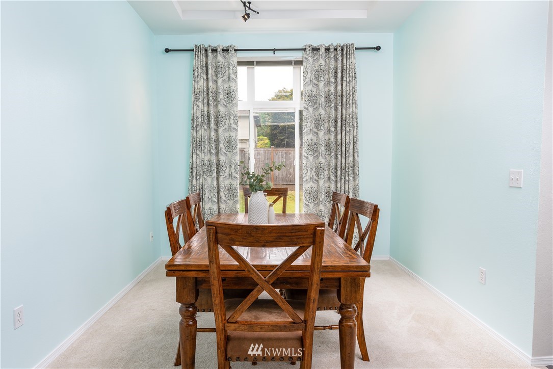 123 211th Place Southwest Bothell, WA 98021 - Photo 7 of 25