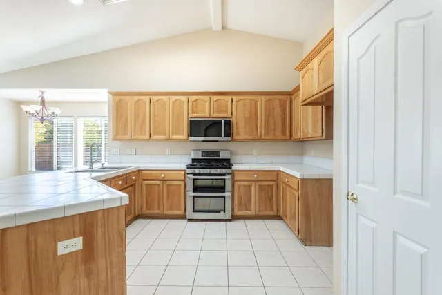 $499,999 | 2925 Aspen Glow Lane, Redding, CA 96001