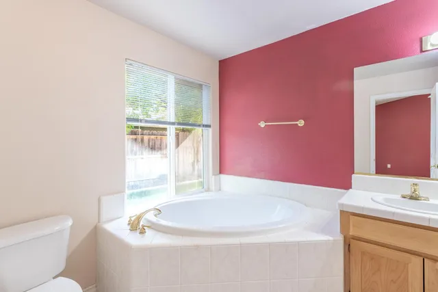 $499,999 | 2925 Aspen Glow Lane, Redding, CA 96001