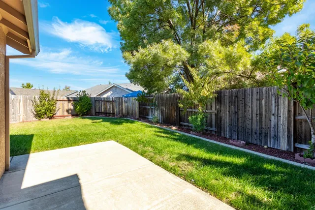 $499,999 | 2925 Aspen Glow Lane, Redding, CA 96001