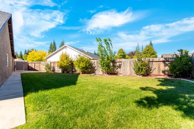 $499,999 | 2925 Aspen Glow Lane, Redding, CA 96001