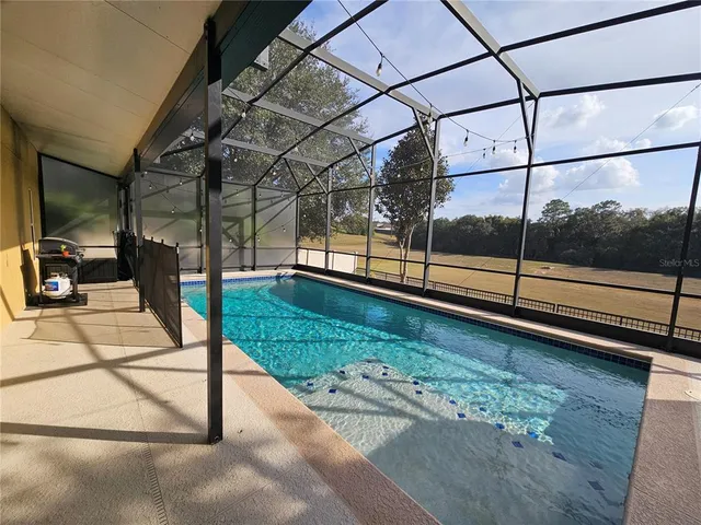 a view of a pathway of a house