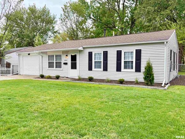 $147,500 | 1464 Russell Avenue, Galesburg, IL 61401