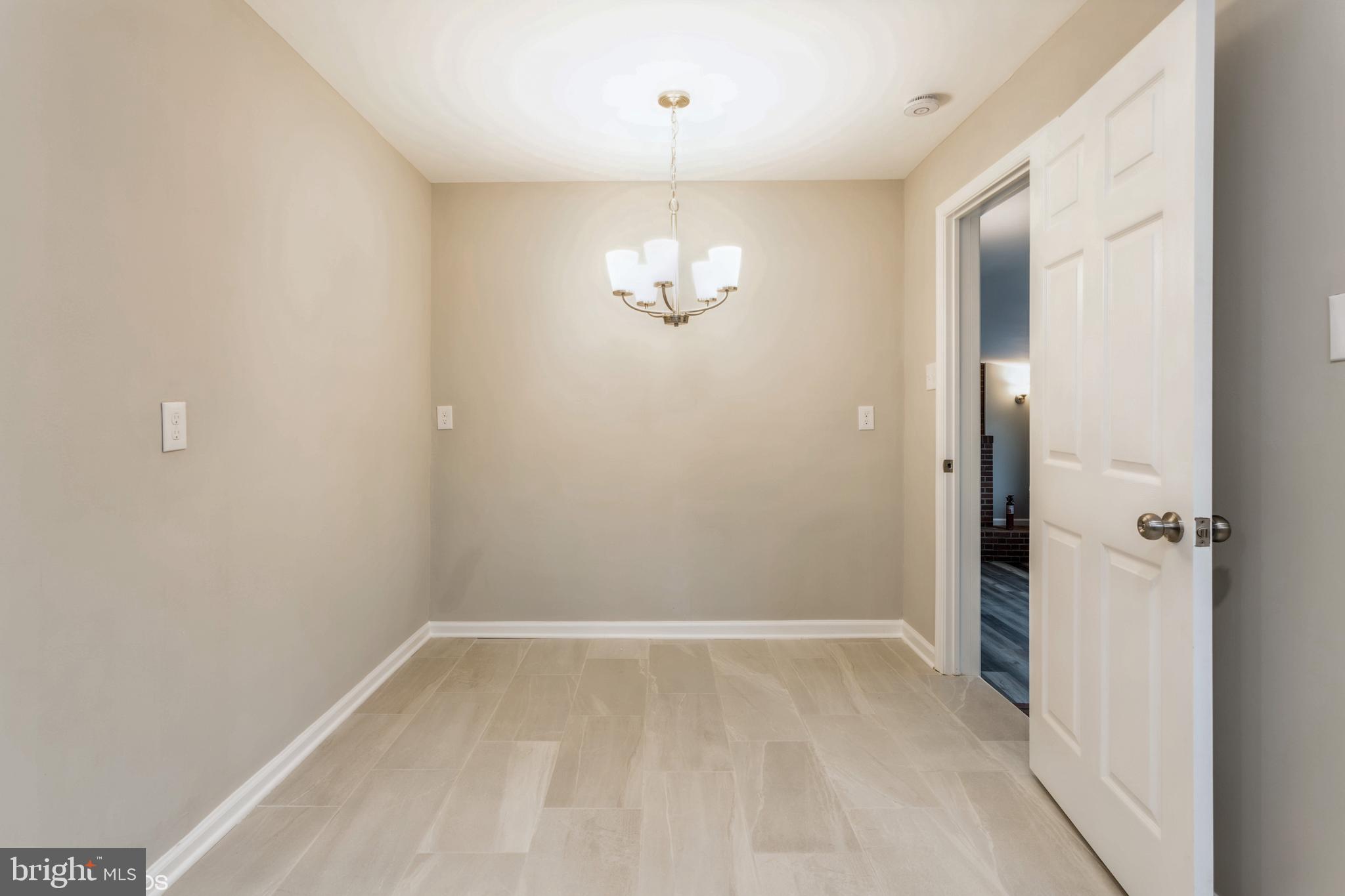 115 Wilgate Road Owings Mills, MD 21117 - Photo 4 of 15 Dining Area