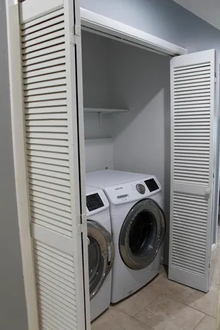 $2,200 | 68 North John Sims Parkway, Valparaiso, FL 32580