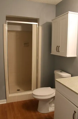 $2,200 | 68 North John Sims Parkway, Valparaiso, FL 32580