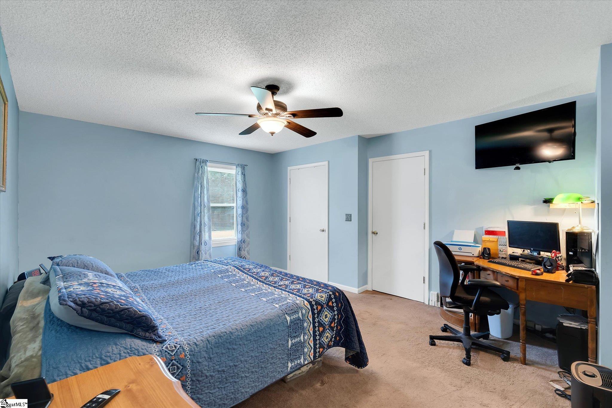 203 Phillips Avenue Easley, SC 29640 - Photo 14 of 40