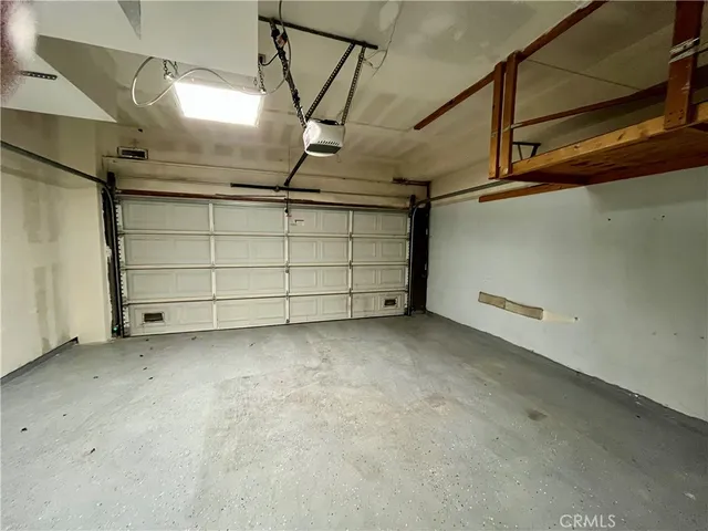 a view of a garage