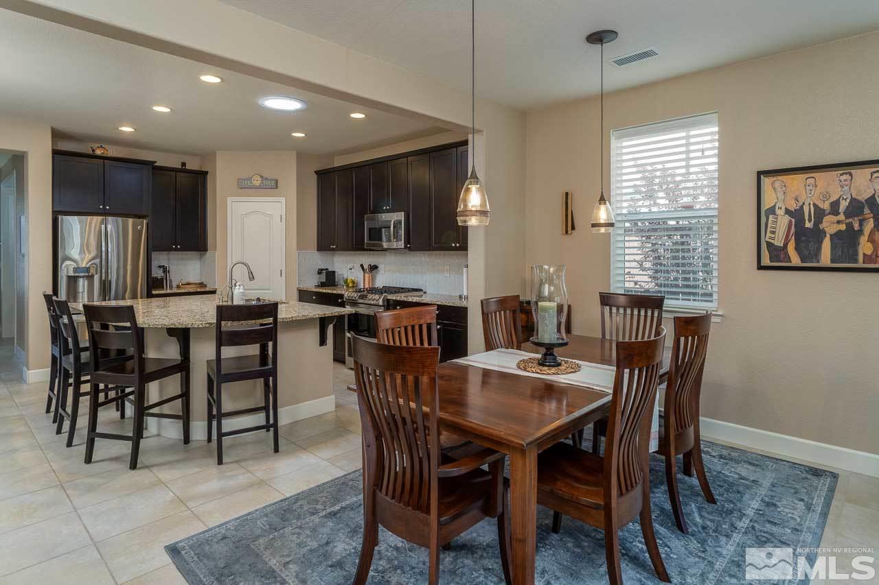 1815 Cholula Drive Reno, NV 89521 - Photo 5 of 23 Photo 5