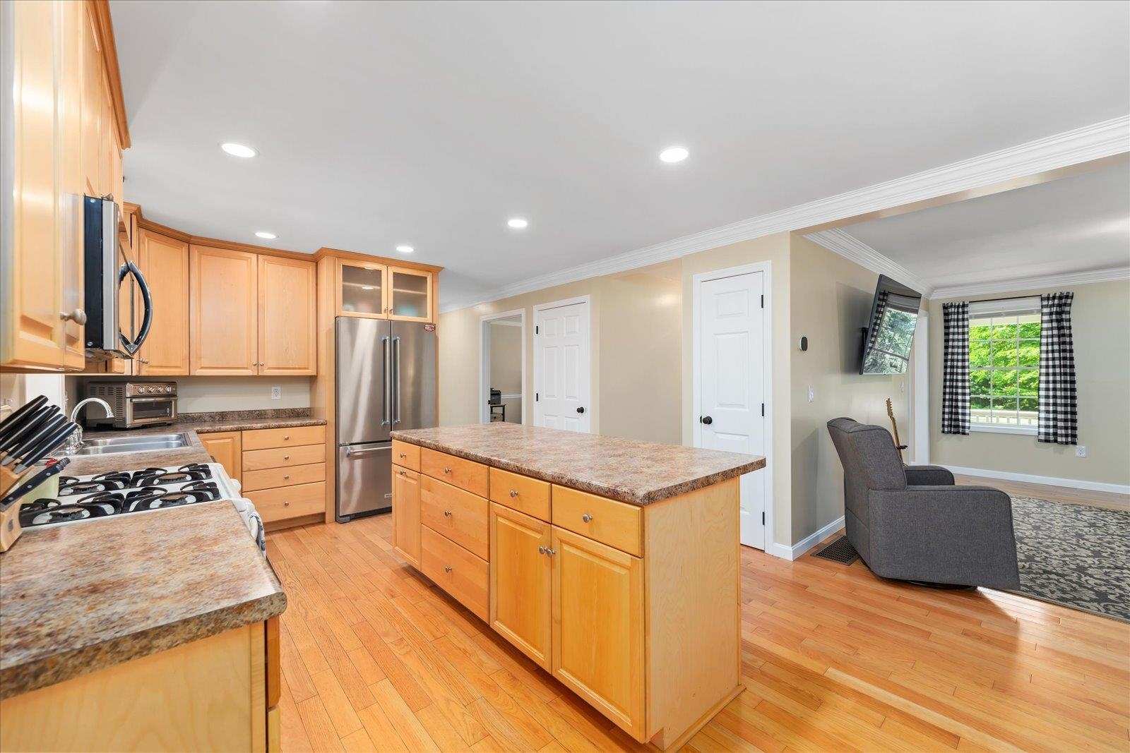 130 Murphy Road Peterborough, NH 03458 - Photo 11 of 37