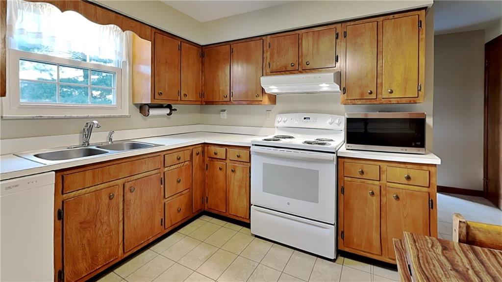 128 Evans Road Zelienople, PA 16063 - Photo 13 of 49