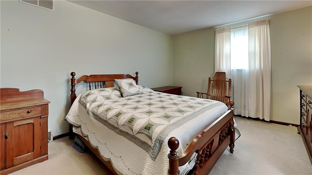 128 Evans Road Zelienople, PA 16063 - Photo 23 of 49