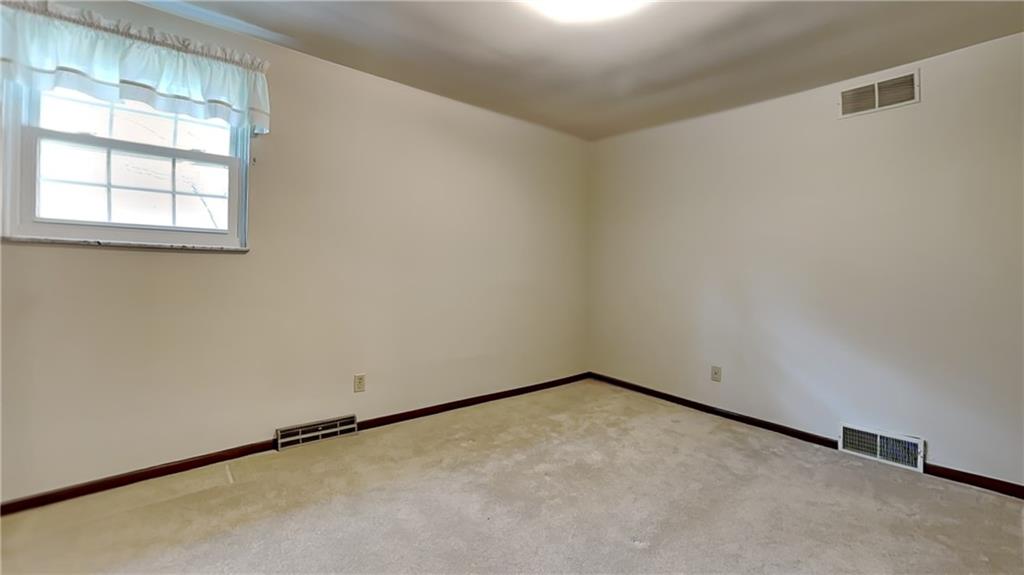 128 Evans Road Zelienople, PA 16063 - Photo 26 of 49