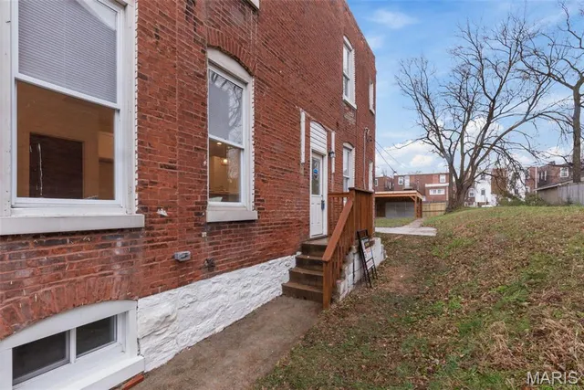 $360,000 | 3332 Wisconsin Avenue, St. Louis, MO 63118