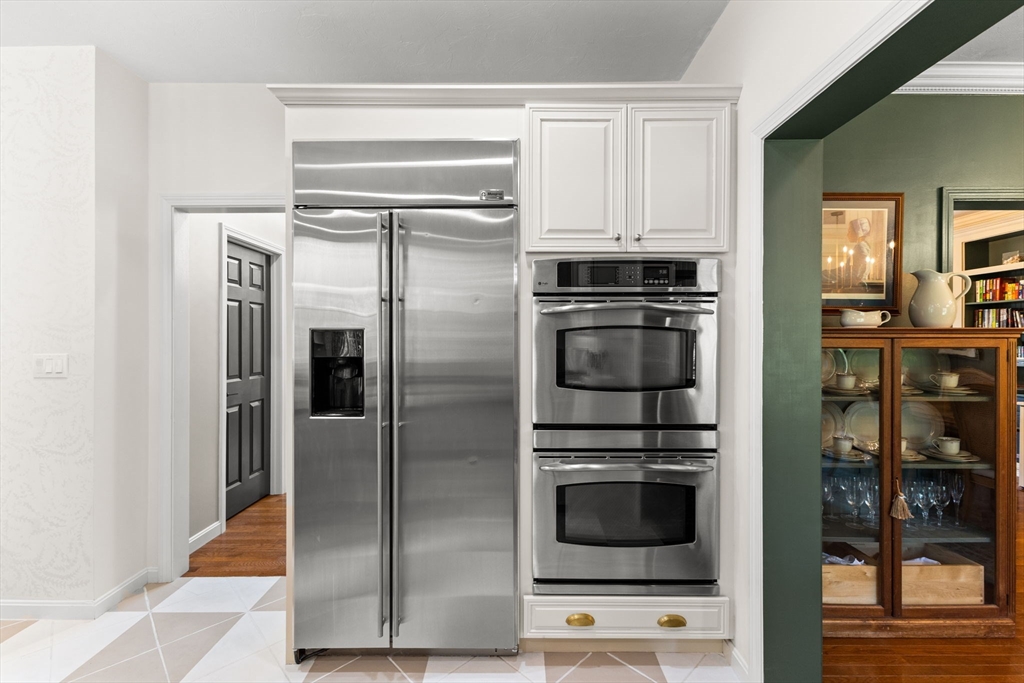 353 Finch Road Raynham, MA 02767 - Photo 8 of 42 Gallery Image 8