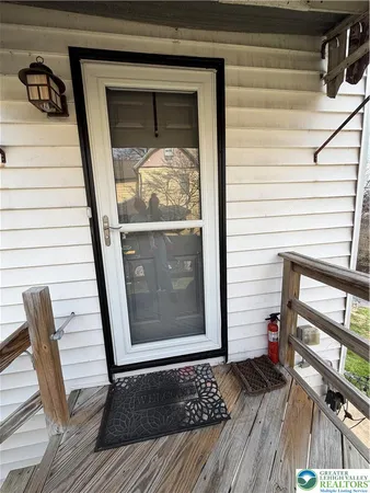 $1,700 | 1006 Sullivan Trail, Unit B, Easton, PA 18040