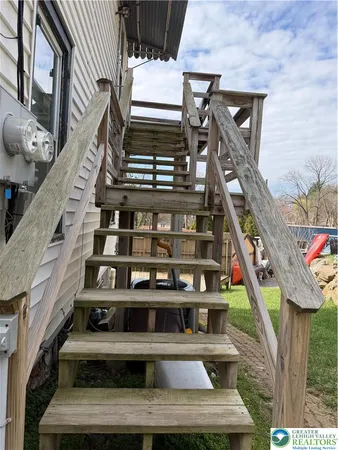 $1,700 | 1006 Sullivan Trail, Unit B, Easton, PA 18040