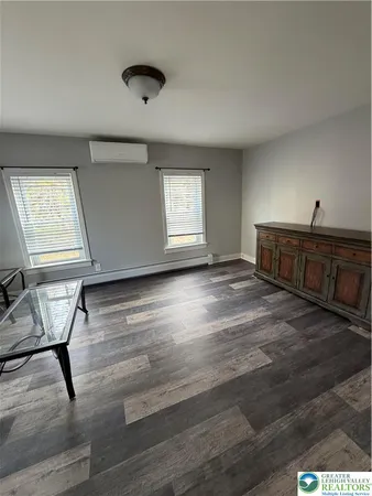 $1,700 | 1006 Sullivan Trail, Unit B, Easton, PA 18040