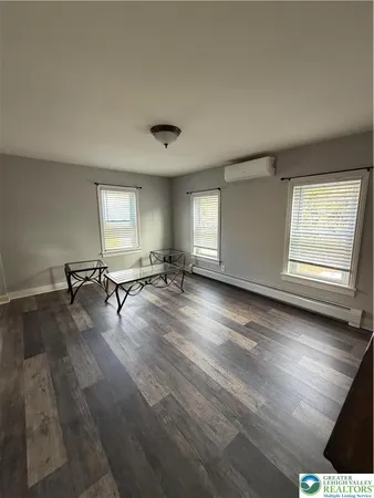 $1,700 | 1006 Sullivan Trail, Unit B, Easton, PA 18040