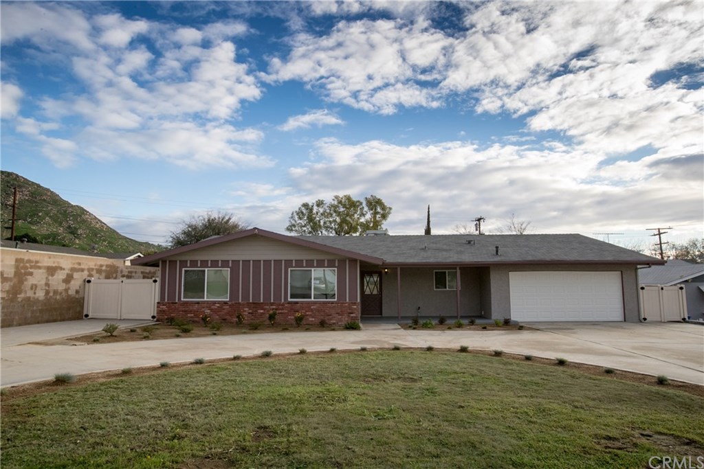 152 East Shady Grove Drive Riverside, CA 92507 - Photo 1 of 1 Gallery Image 1