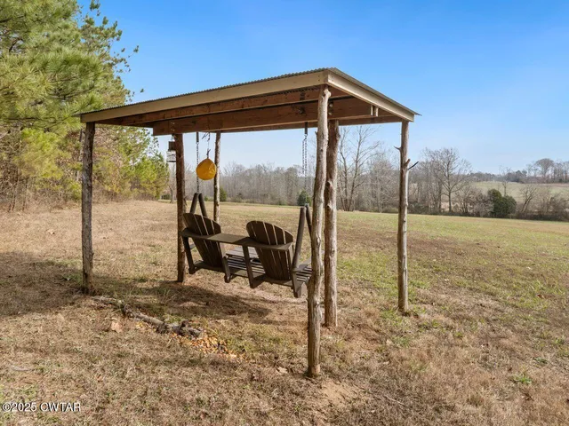 $599,900 | 96 Highway 200, Luray, TN 38352