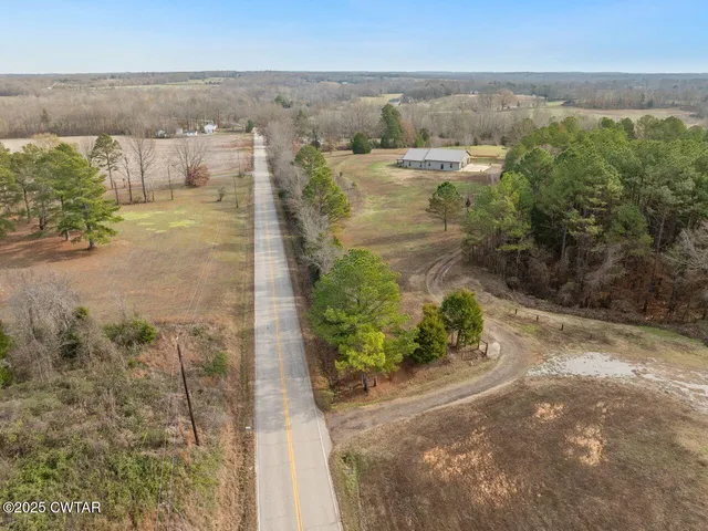 $599,900 | 96 Highway 200, Luray, TN 38352